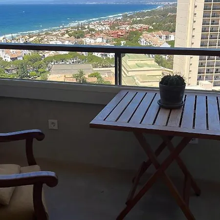Vistas Al Mar Del Apartamento Marbella